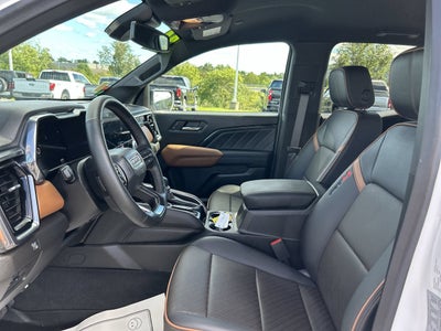 2024 GMC Canyon AT4