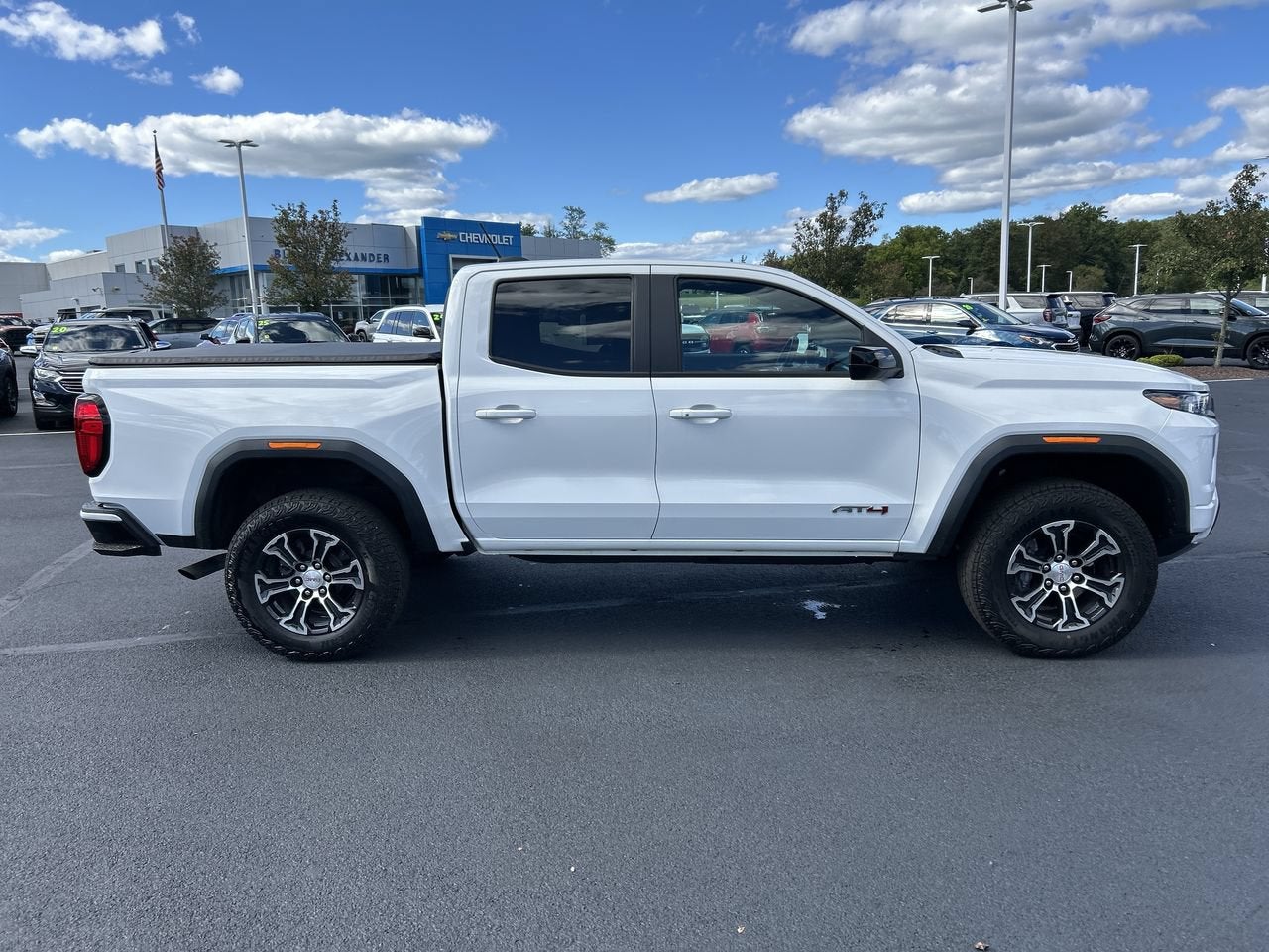 2024 GMC Canyon AT4