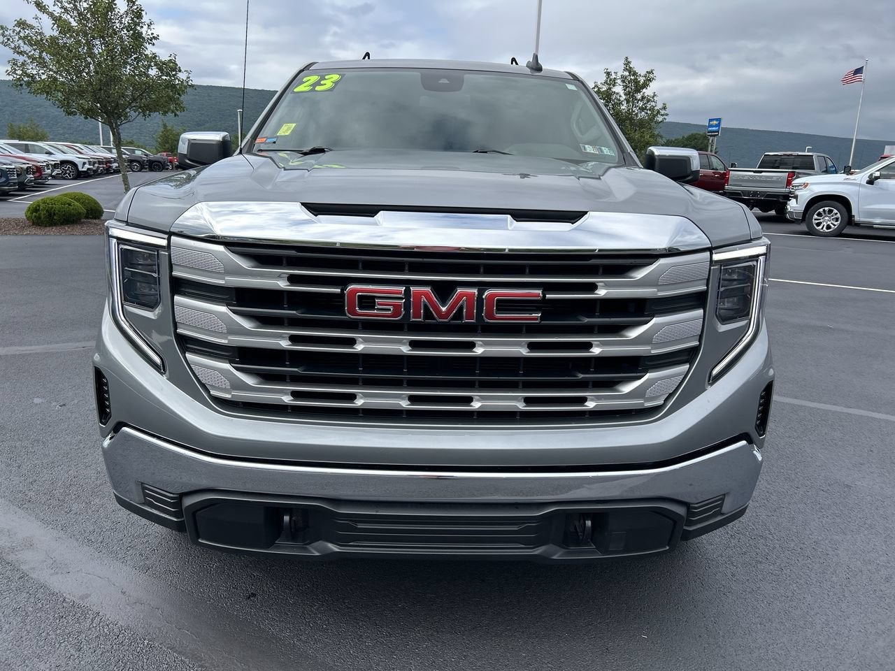 2023 GMC Sierra 1500 SLE