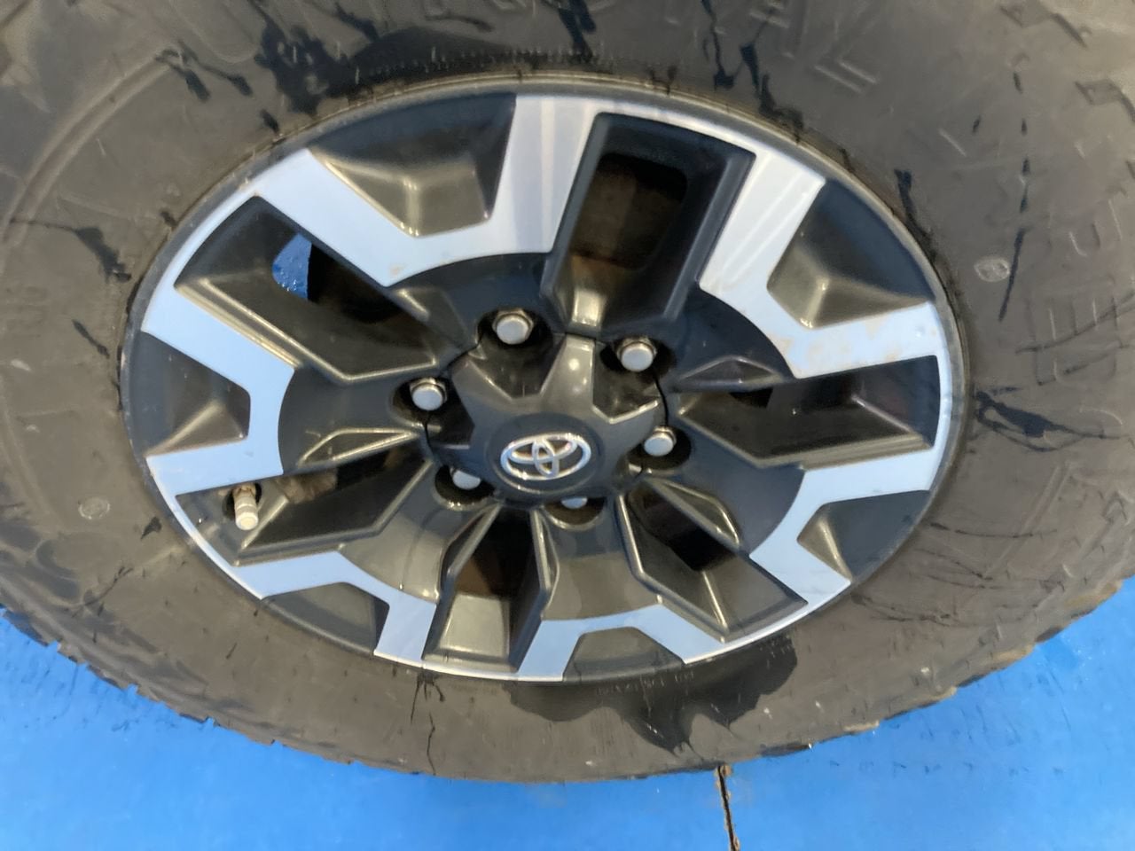 2018 Toyota Tacoma SR