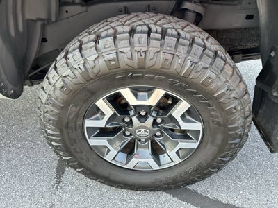 2022 Toyota Tacoma 4WD SR