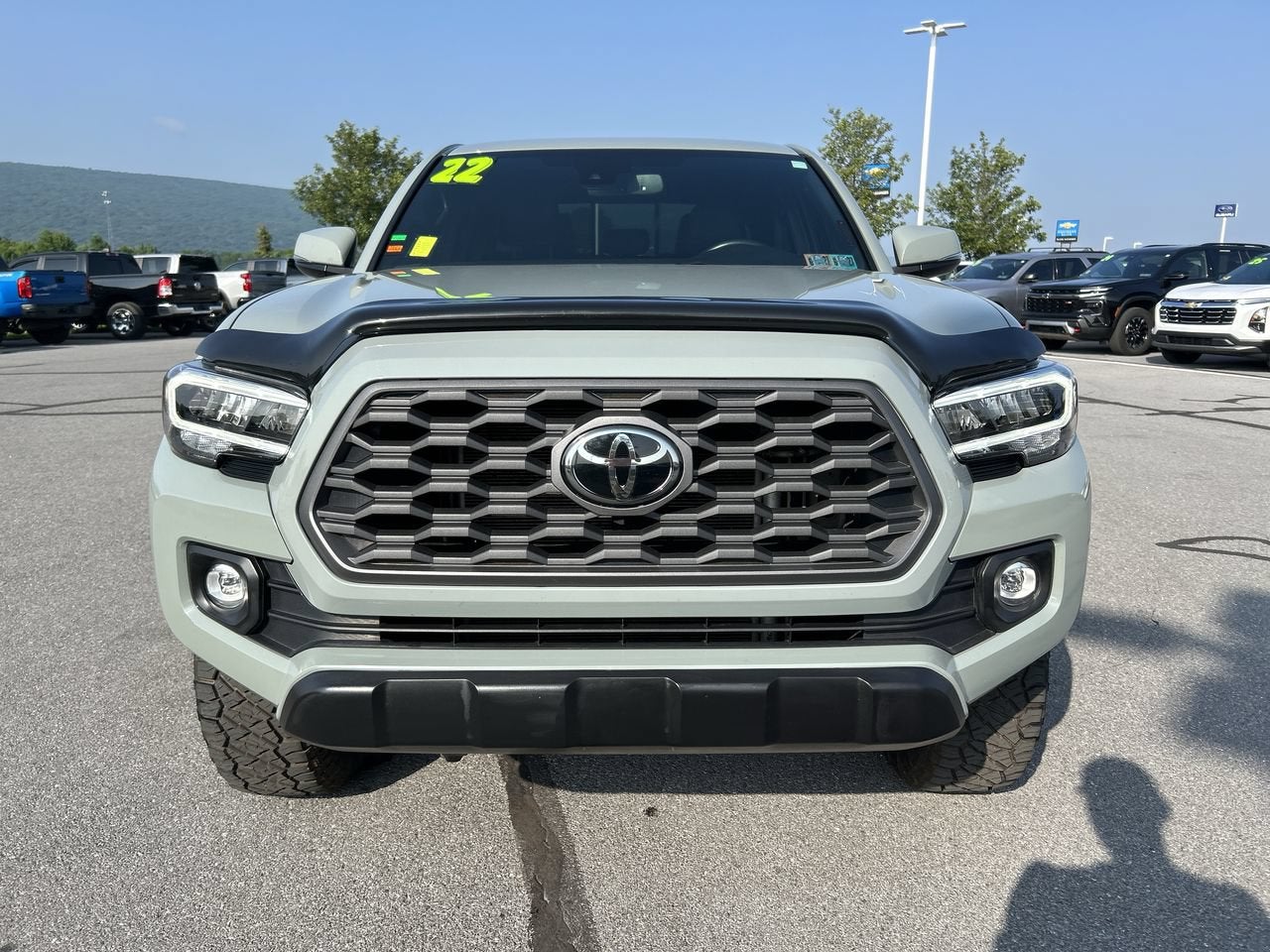 2022 Toyota Tacoma 4WD SR