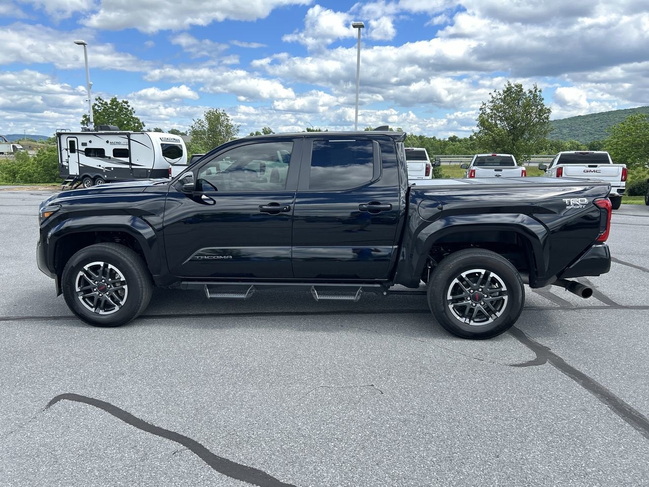 2024 Toyota Tacoma 4WD SR5