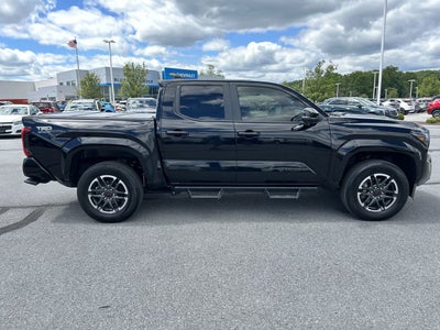 2024 Toyota Tacoma 4WD SR5