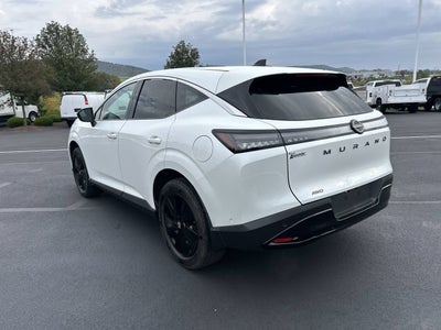 2025 Nissan Murano SV
