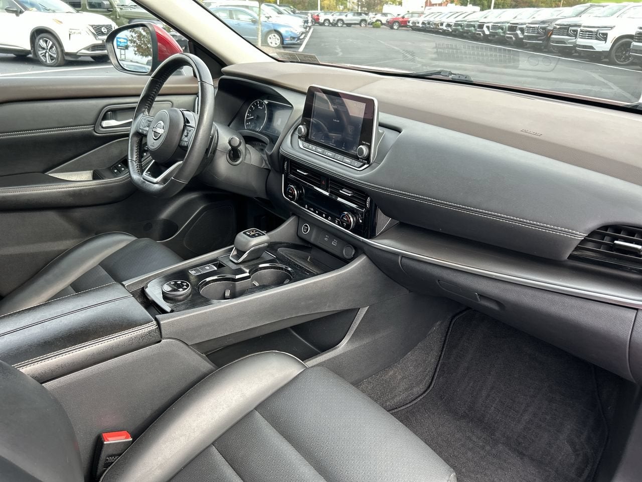 2022 Nissan Rogue SV