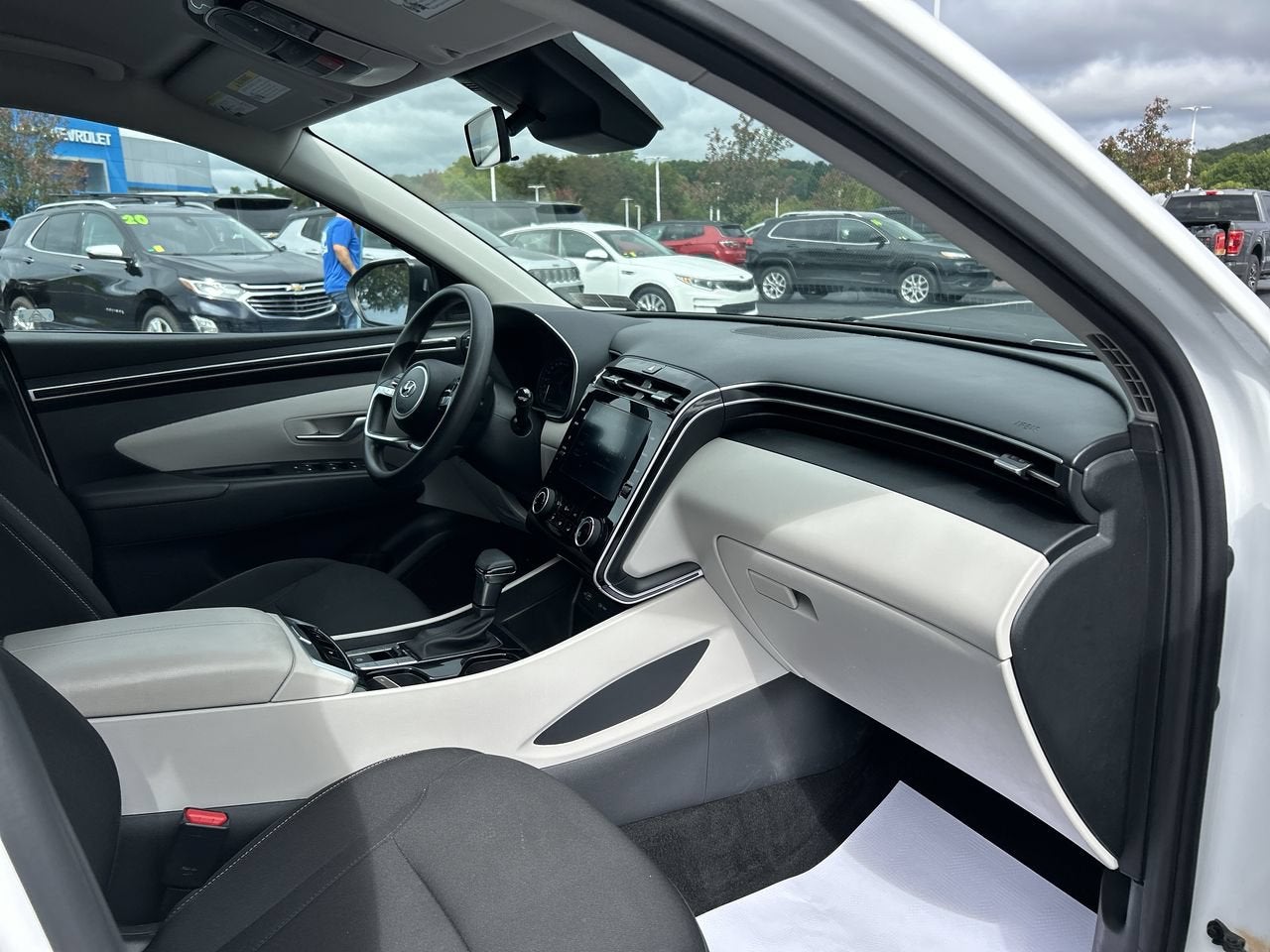 2023 Hyundai TUCSON SEL