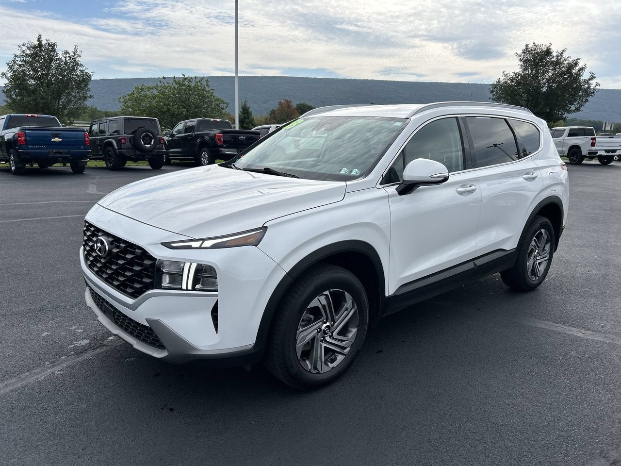 2023 Hyundai SANTA FE SEL