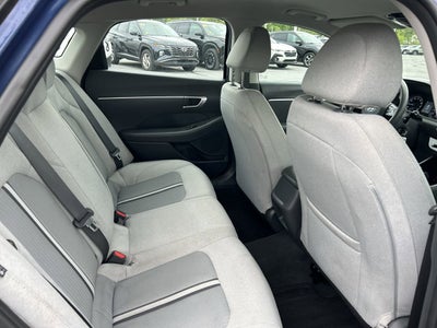 2022 Hyundai SONATA SE