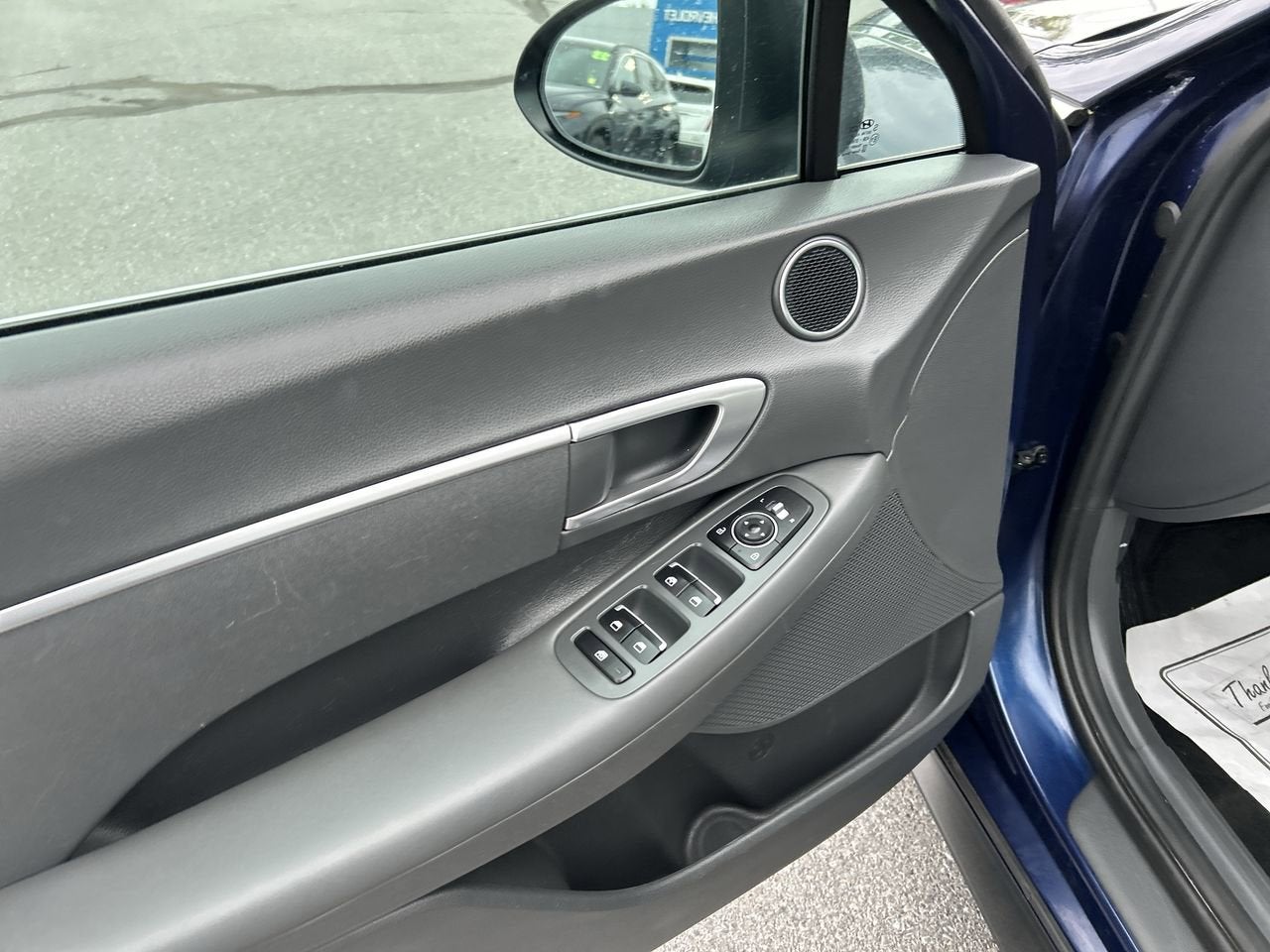 2022 Hyundai SONATA SE