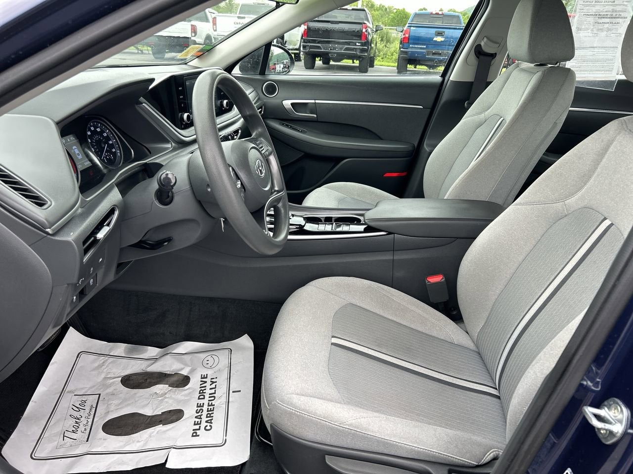 2022 Hyundai SONATA SE