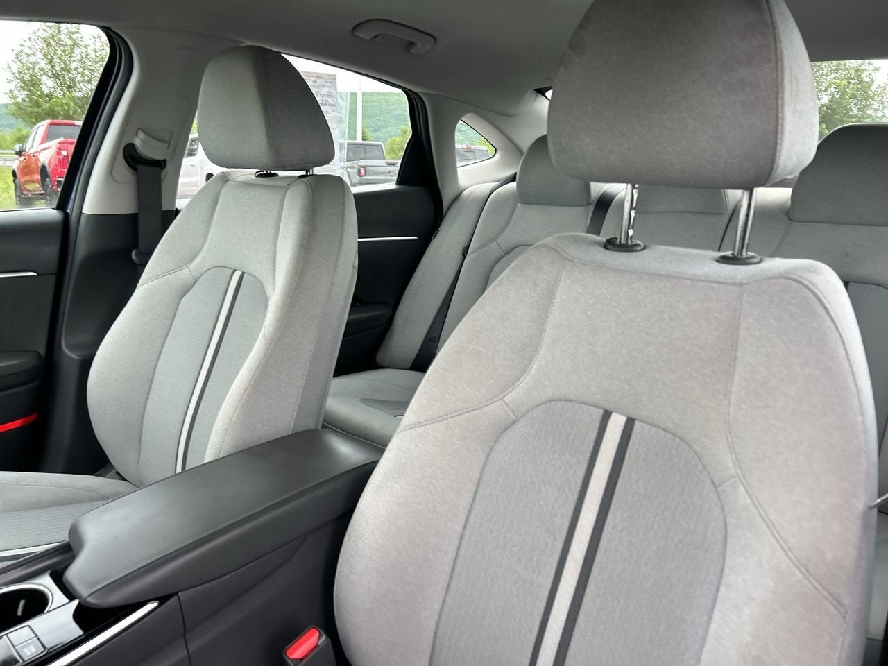 2022 Hyundai SONATA SE