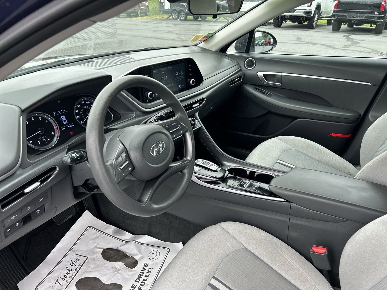 2022 Hyundai SONATA SE