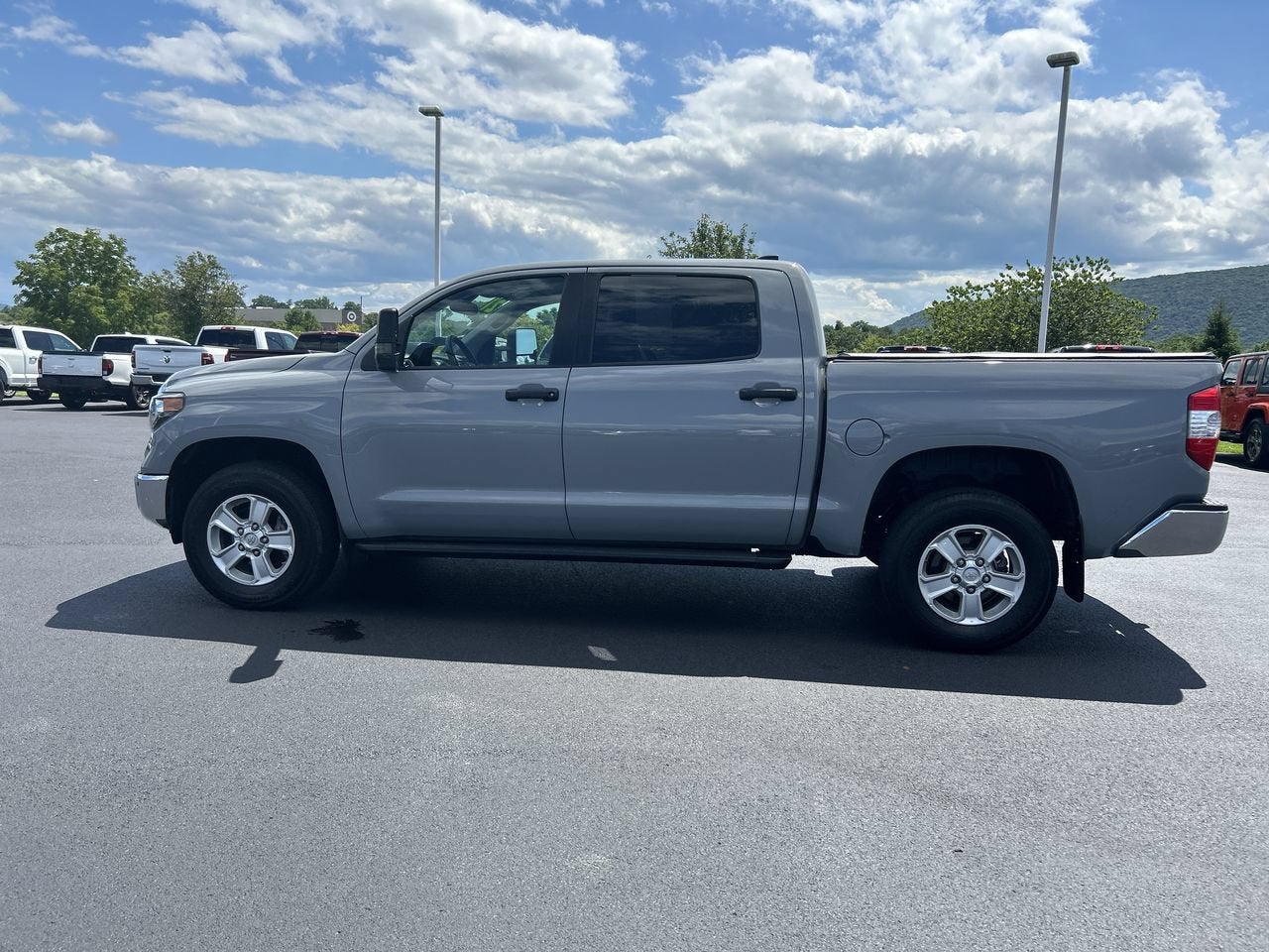 2021 Toyota Tundra 4WD SR5