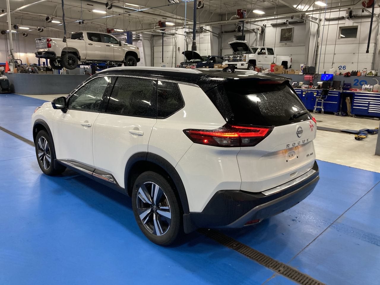 2023 Nissan Rogue SL
