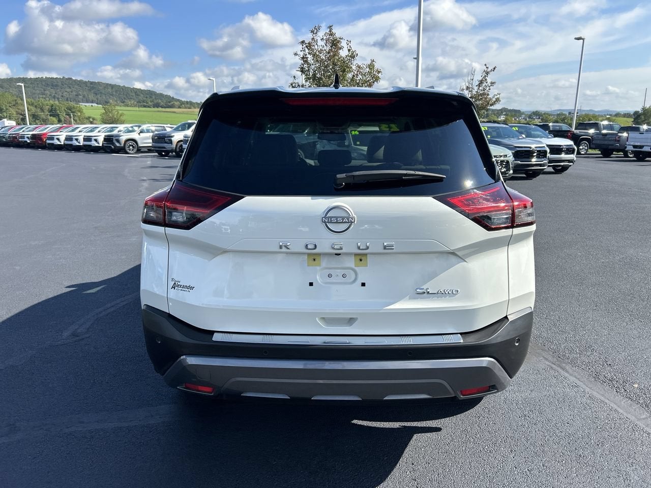 2023 Nissan Rogue SL