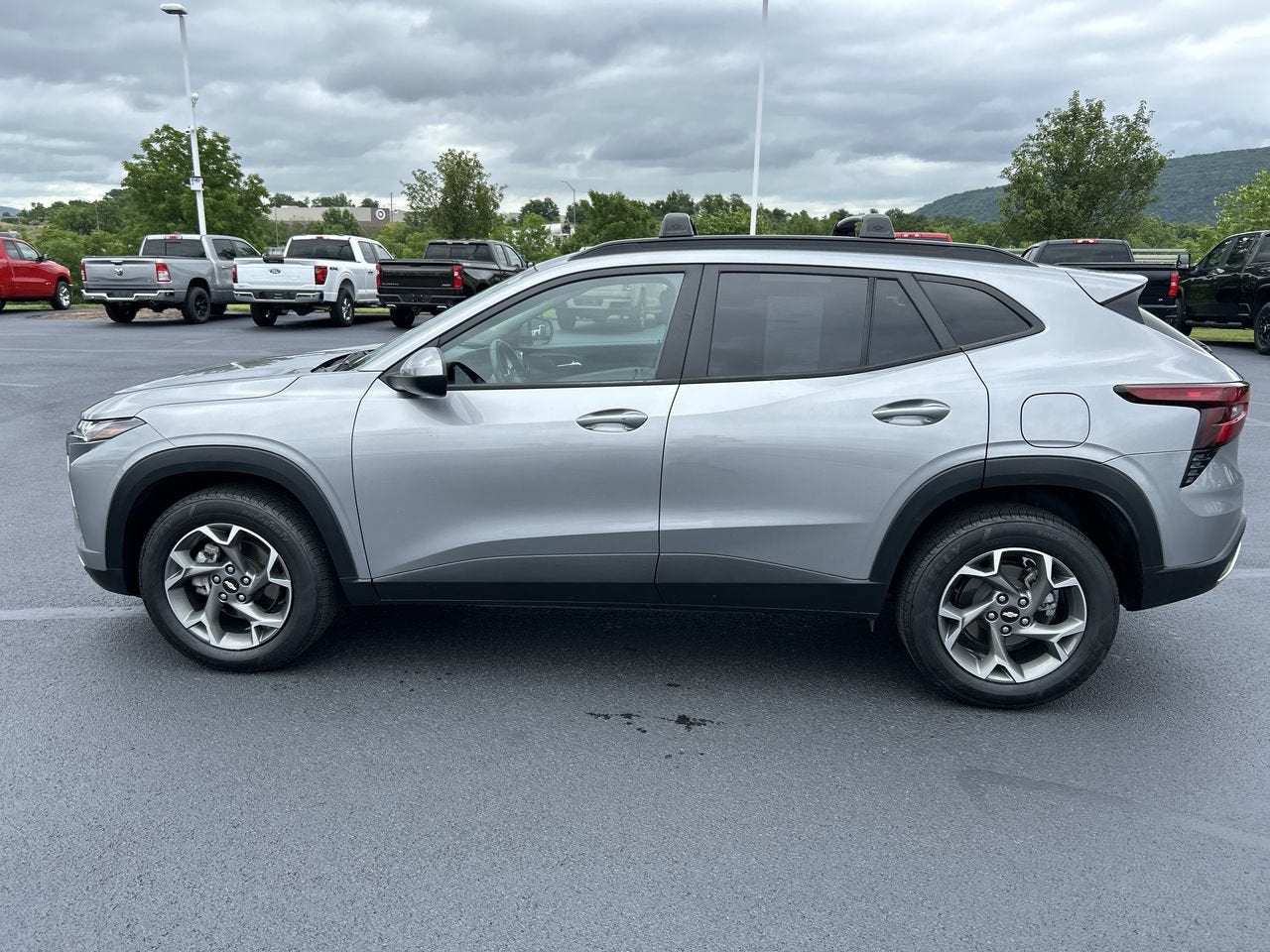 2024 Chevrolet Trax LT