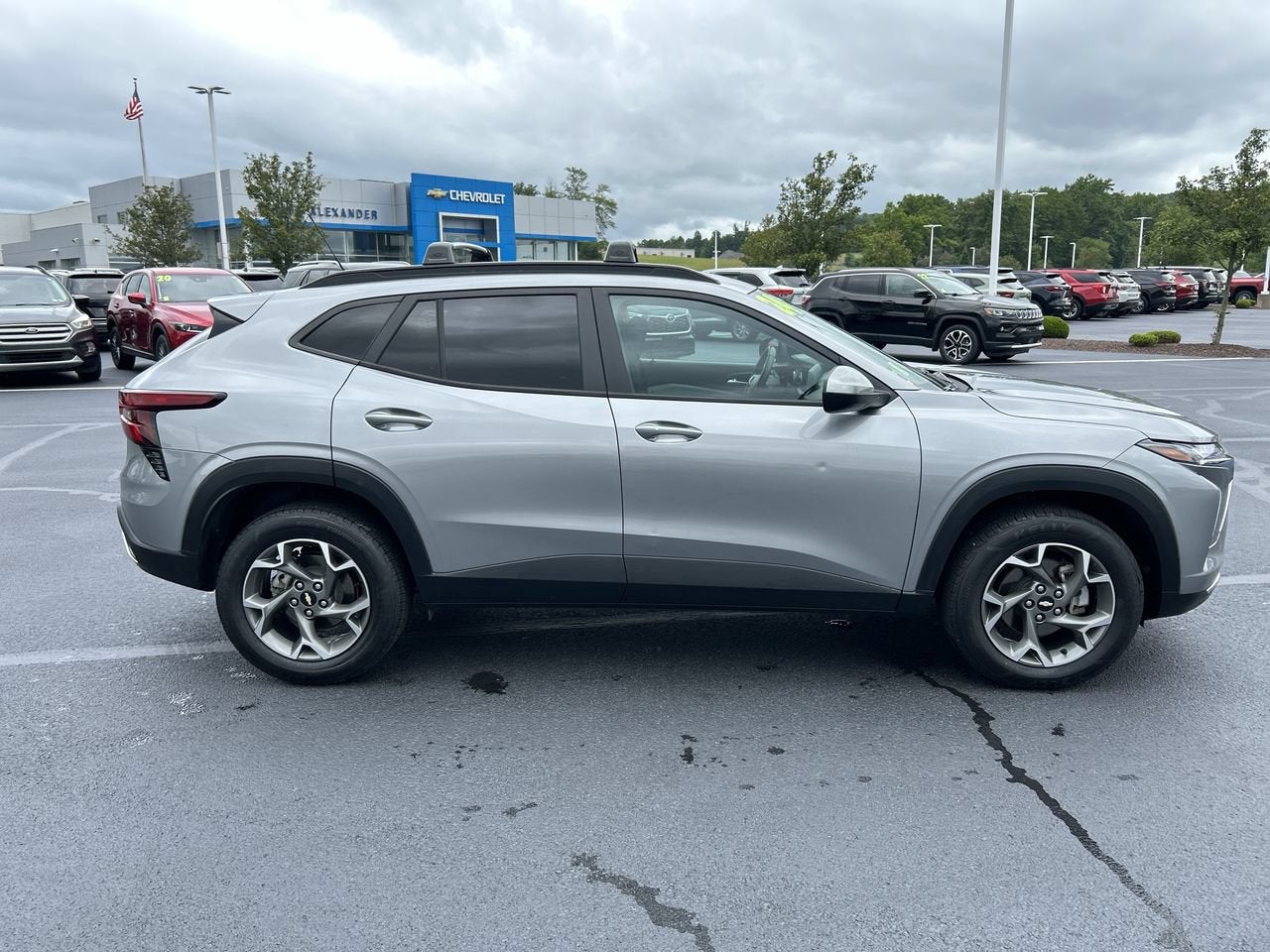 2024 Chevrolet Trax LT