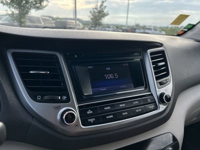 2016 Hyundai TUCSON SE