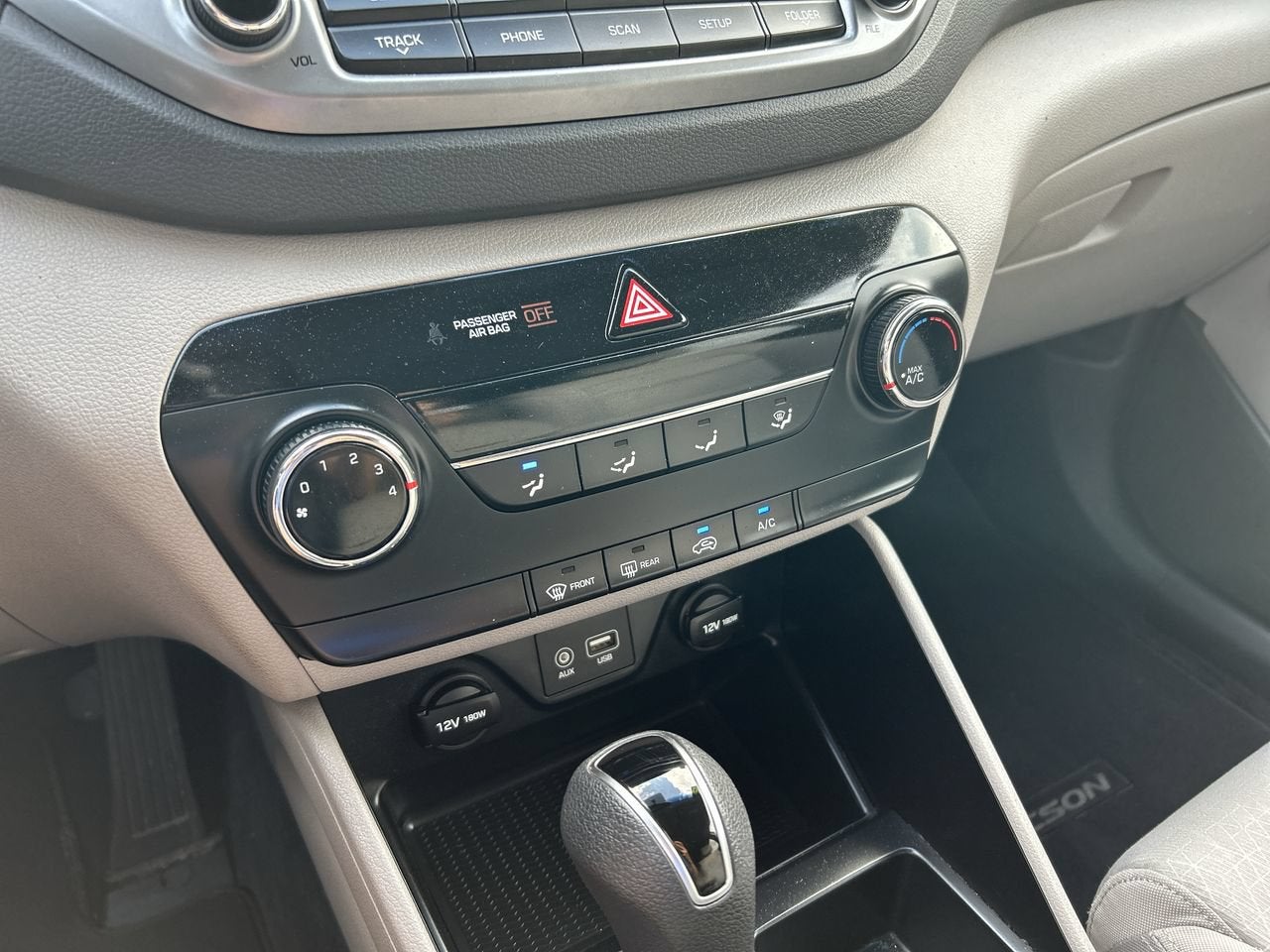 2016 Hyundai TUCSON SE