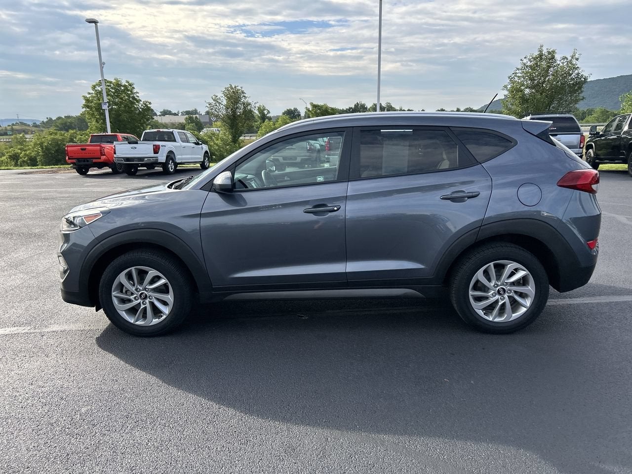 2016 Hyundai TUCSON SE