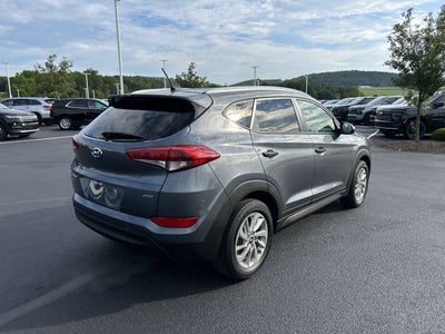 2016 Hyundai TUCSON SE