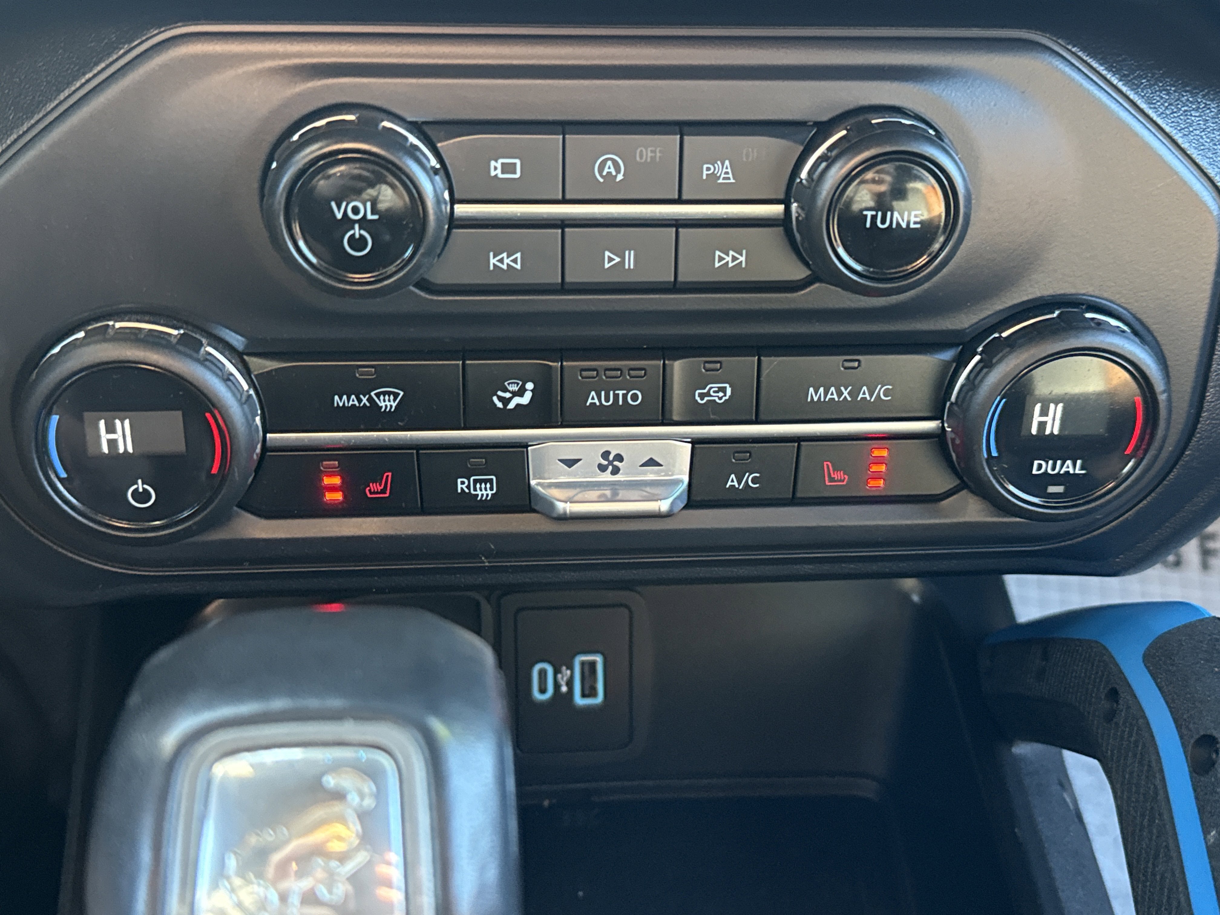 2023 Ford Bronco Base