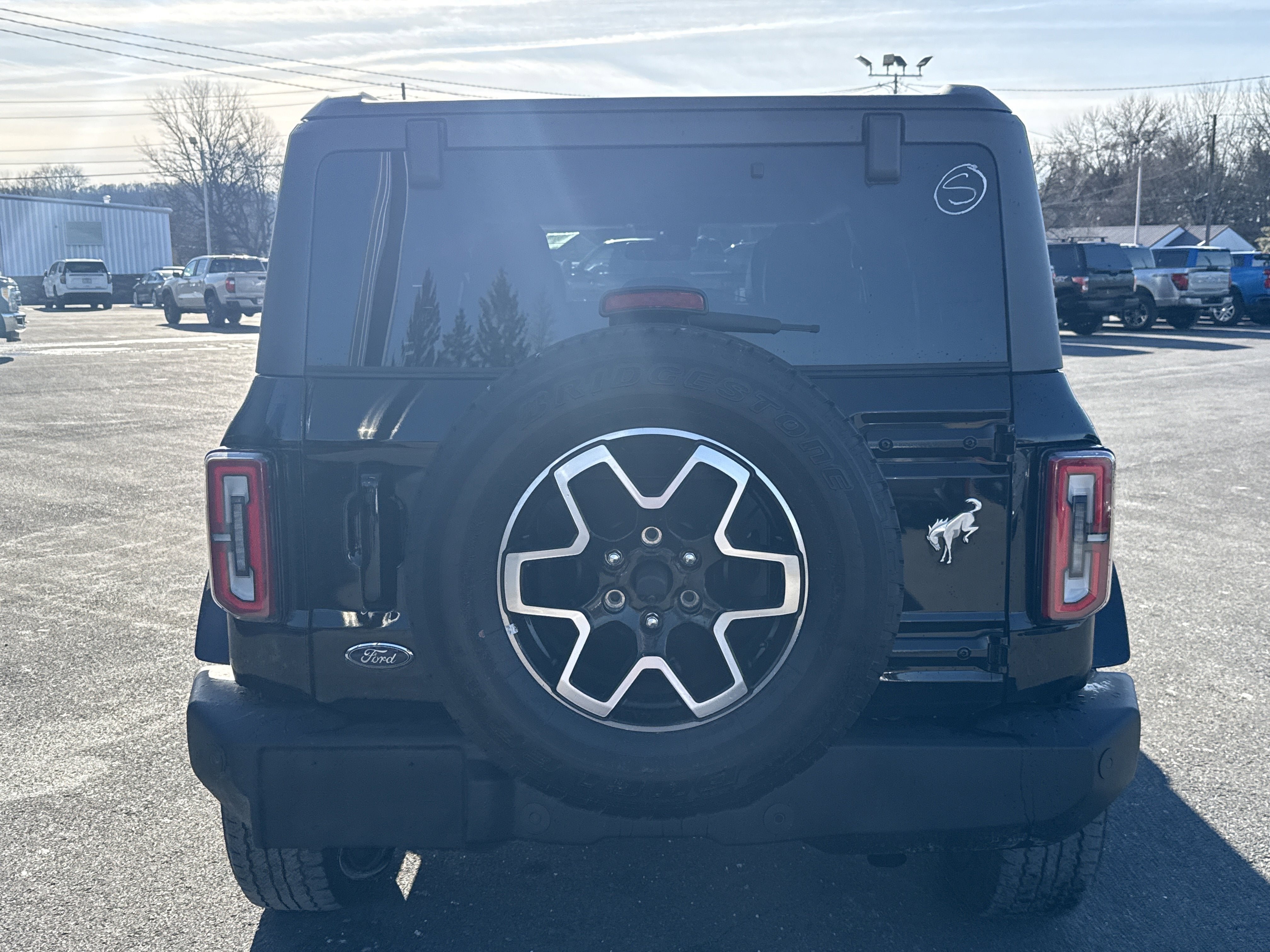 2023 Ford Bronco Base