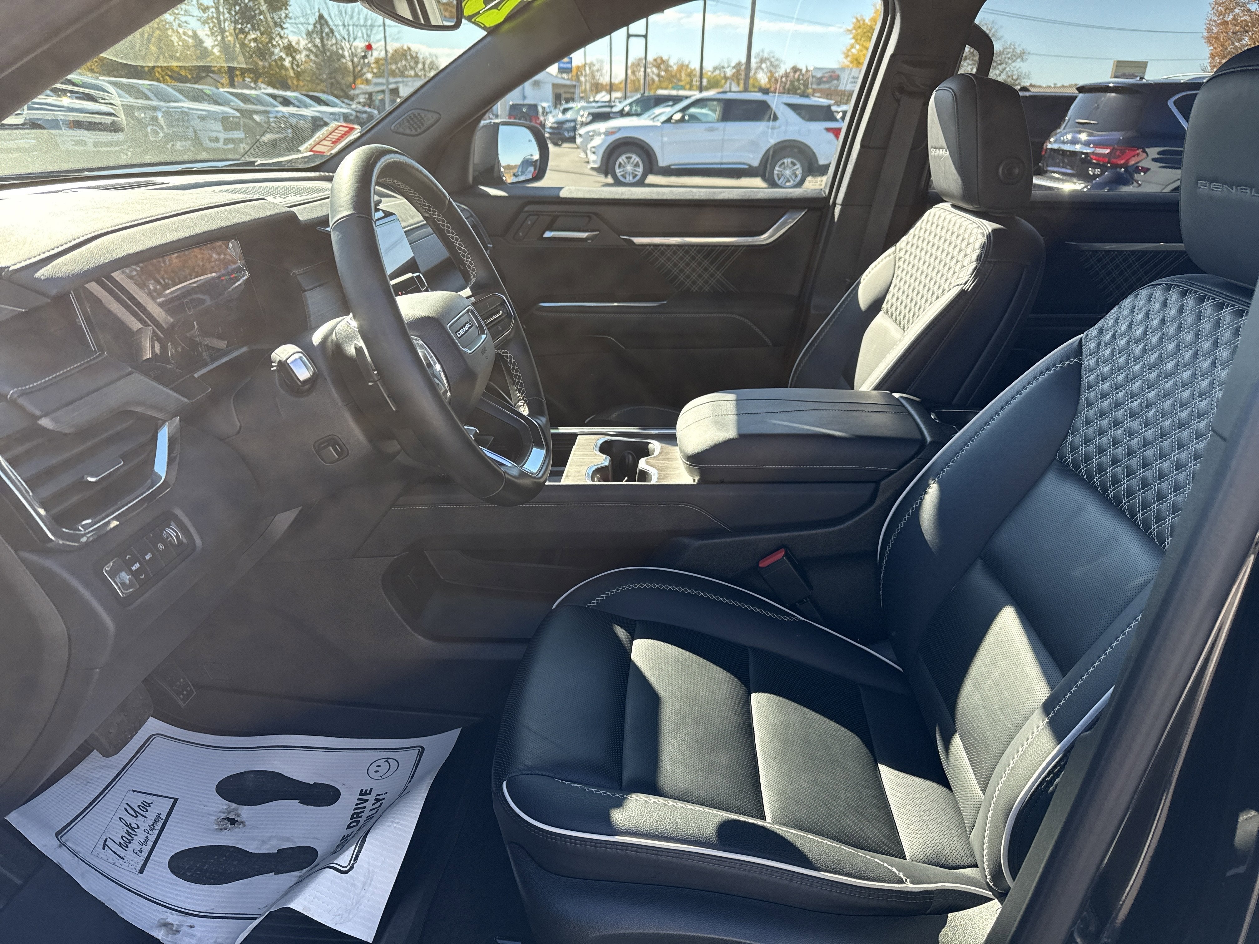 2025 GMC Acadia Denali