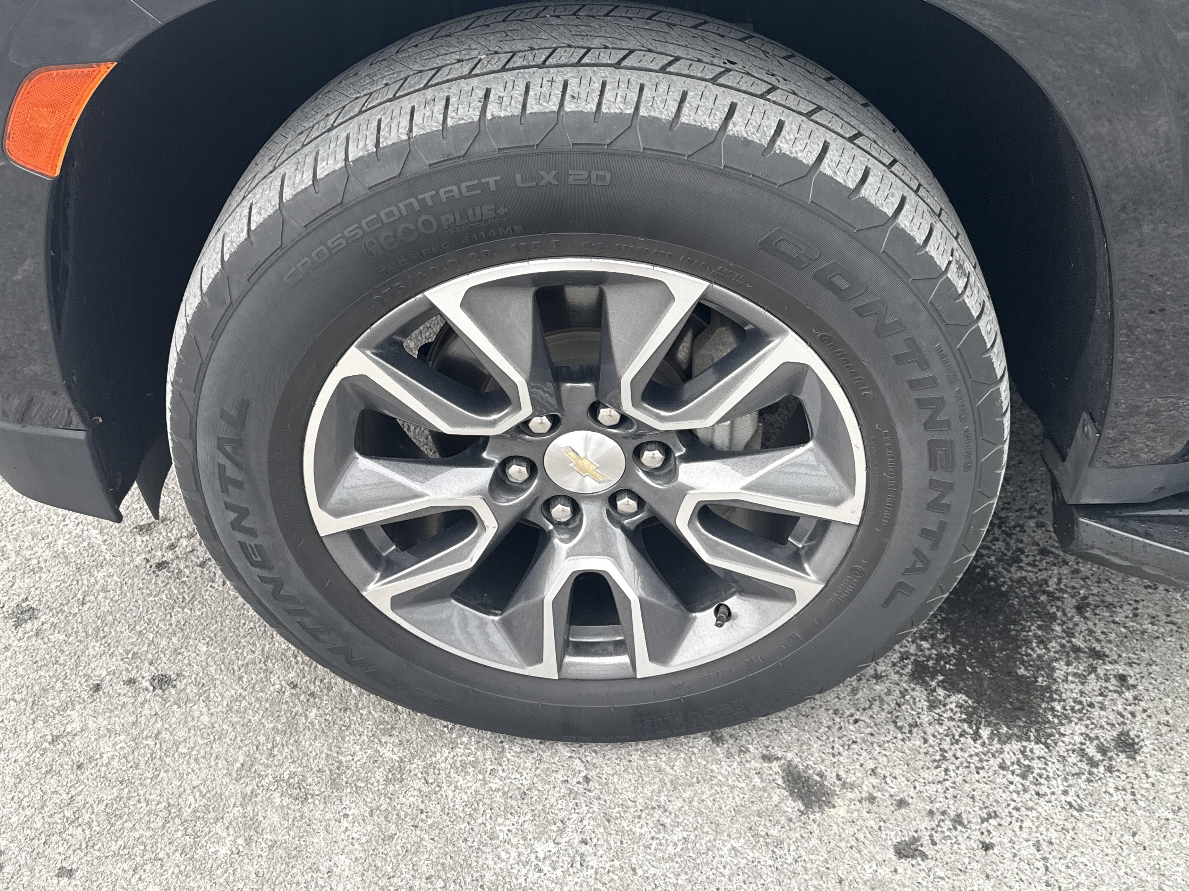 2021 Chevrolet Suburban LT