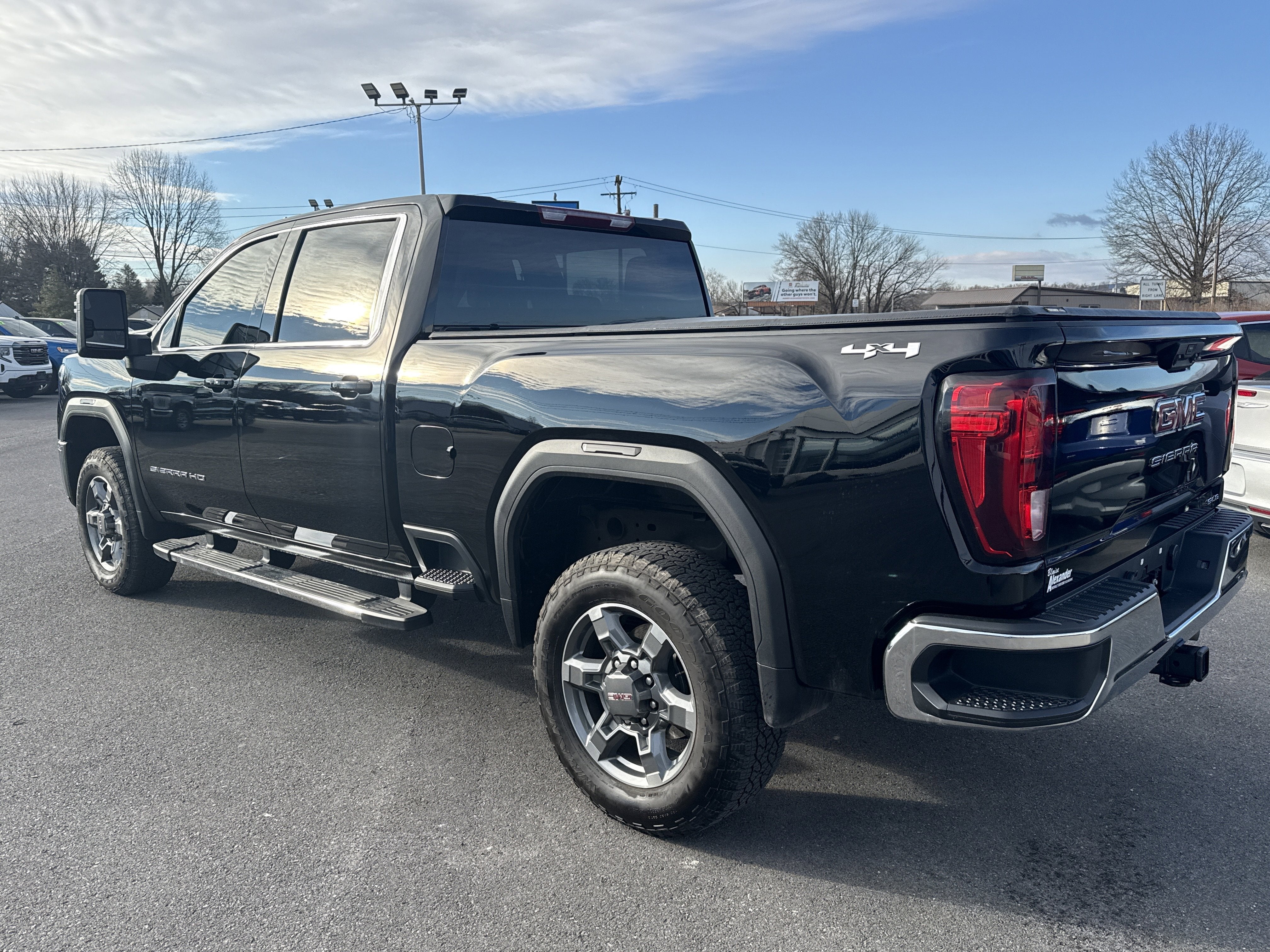 2025 GMC Sierra 2500 HD SLE