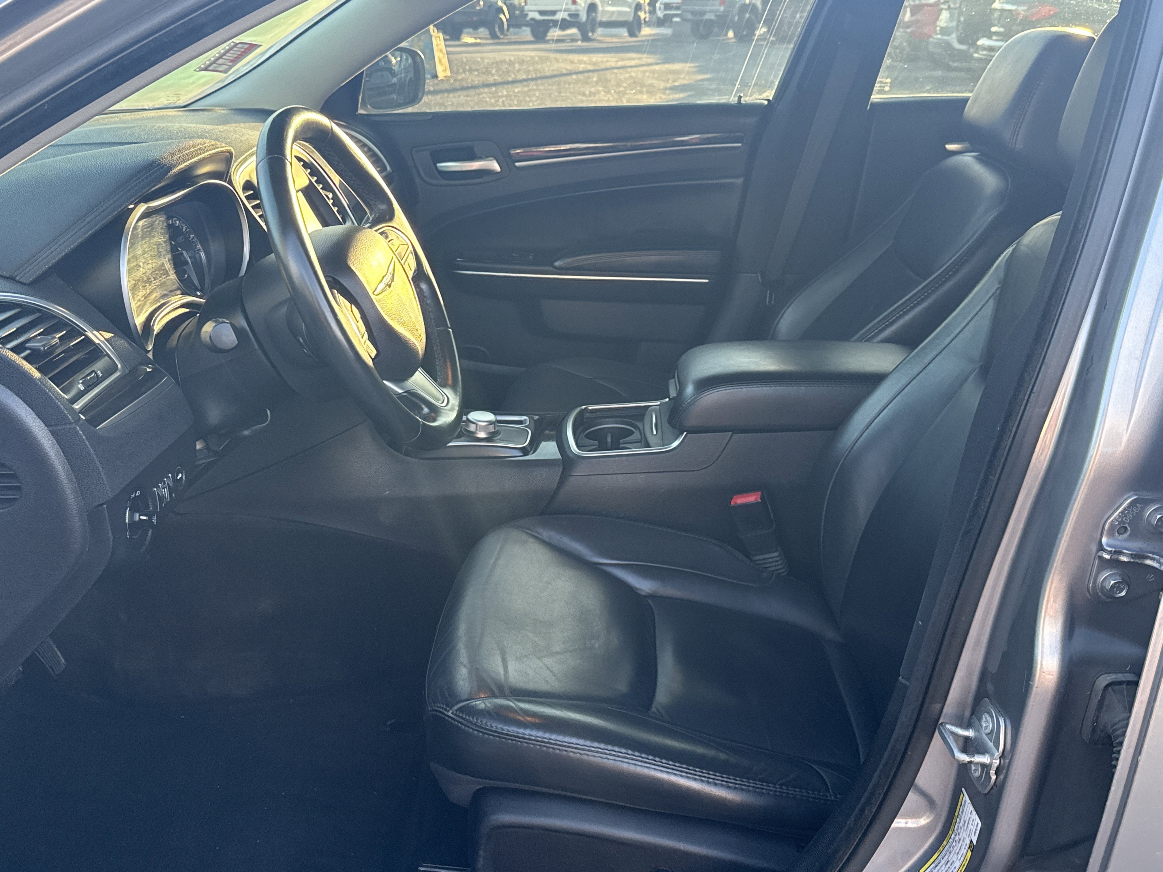 2016 Chrysler 300 Limited