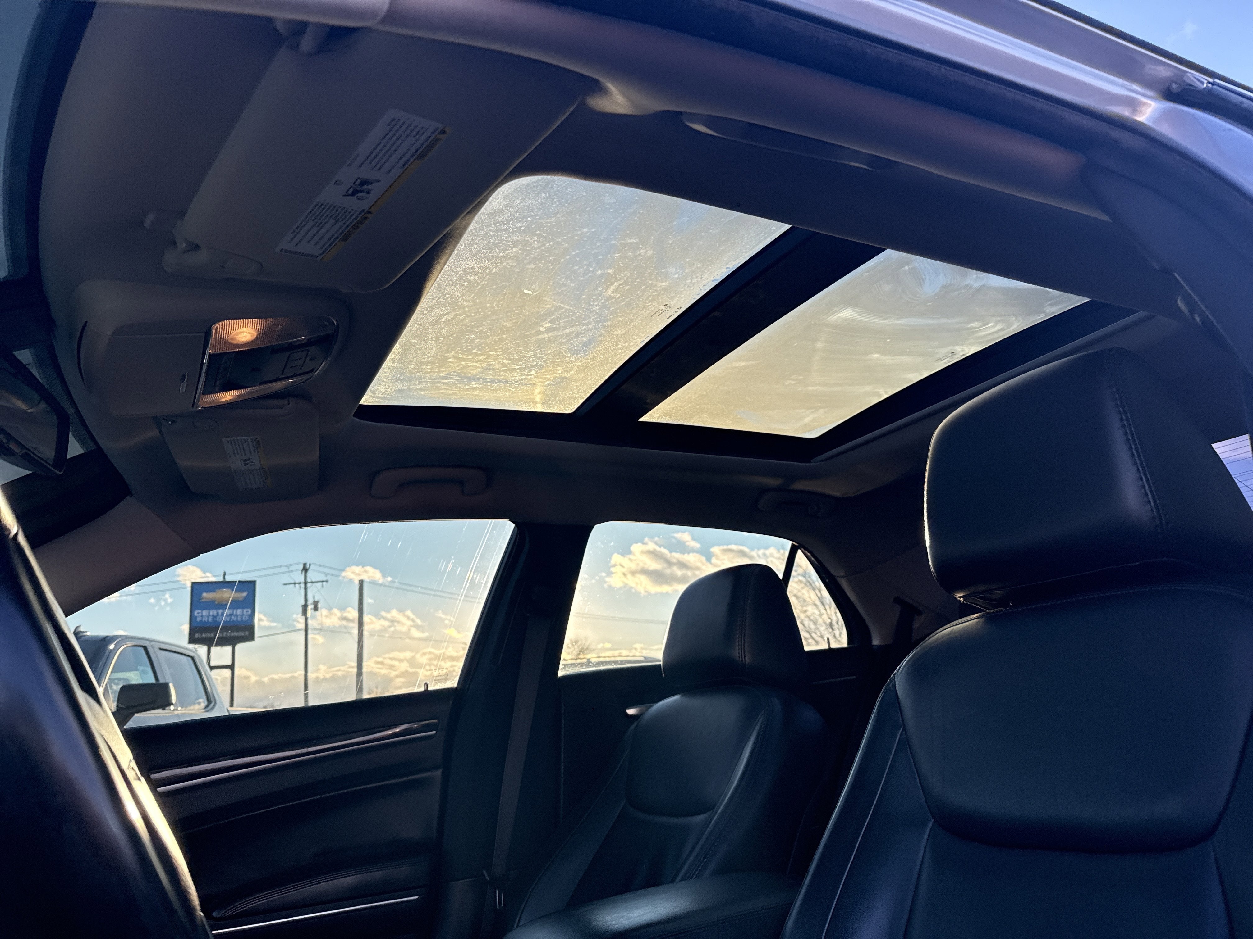 2016 Chrysler 300 Limited