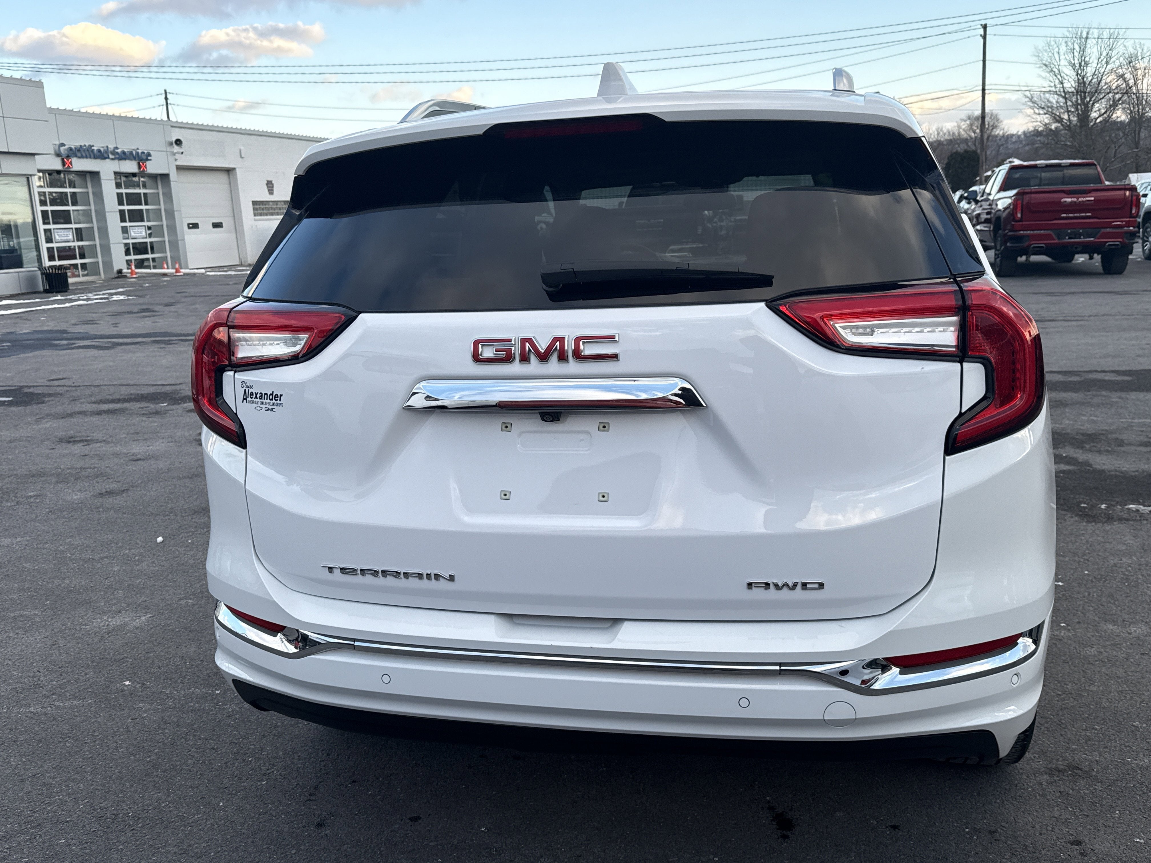 2023 GMC Terrain Denali