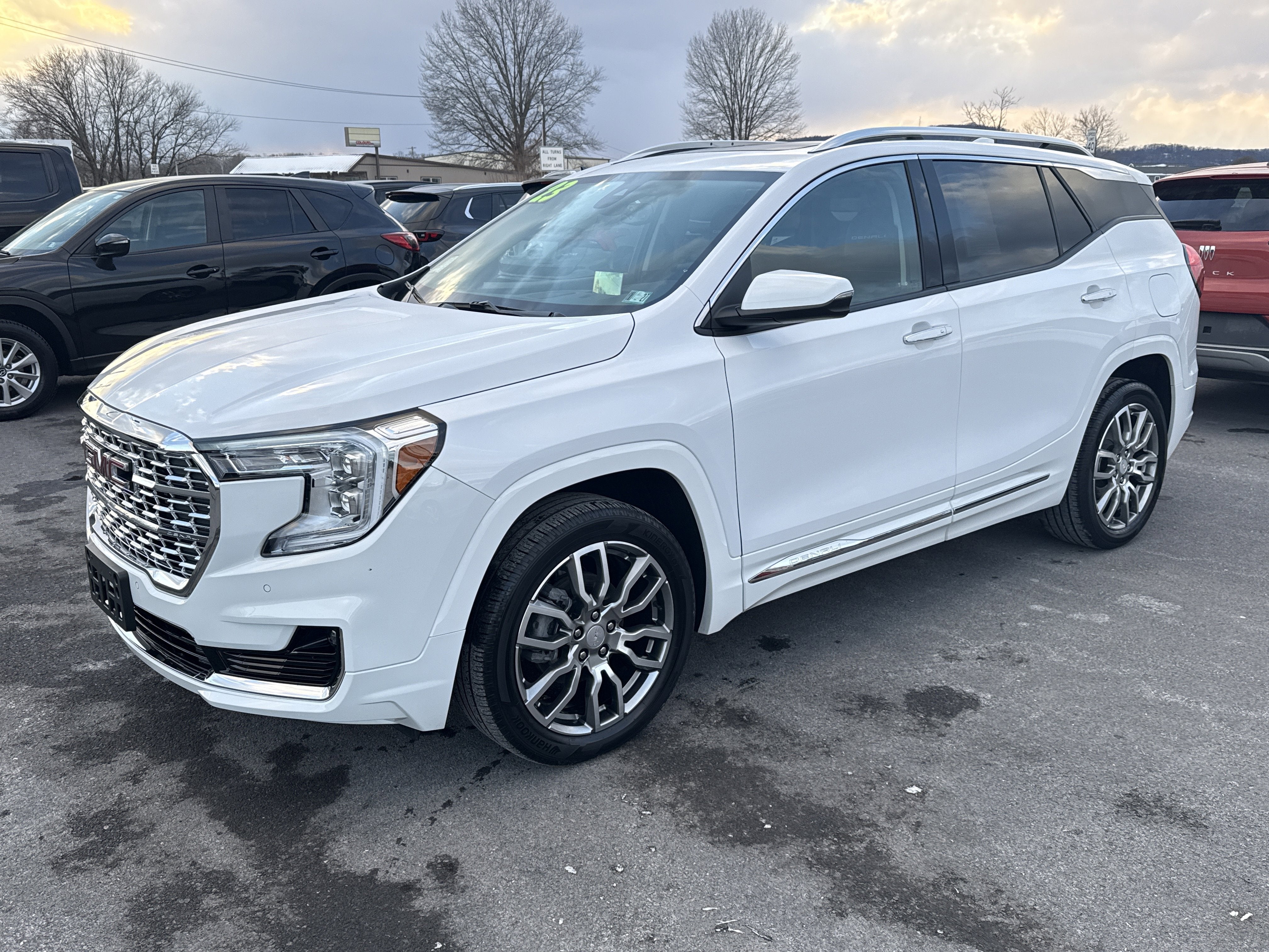 2023 GMC Terrain Denali