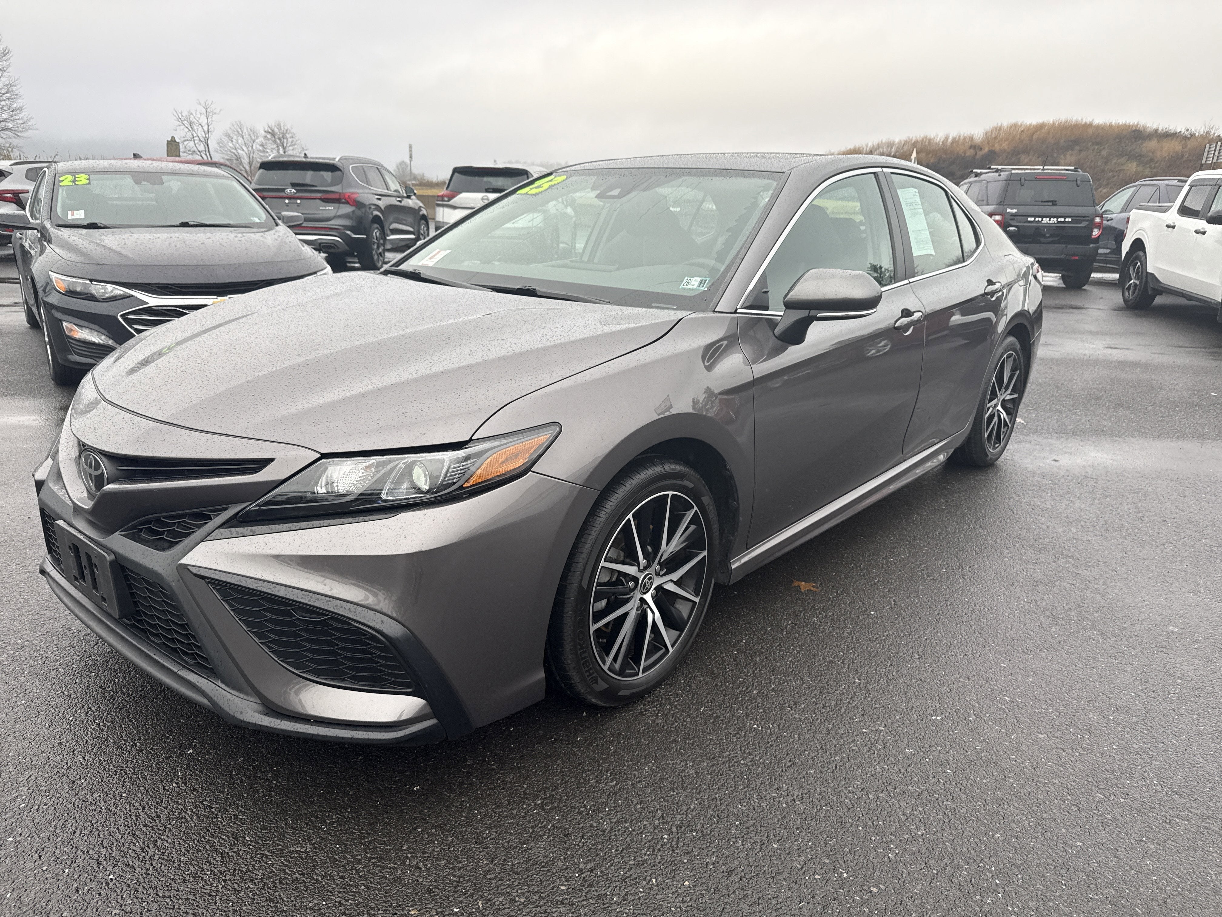 2023 Toyota Camry SE