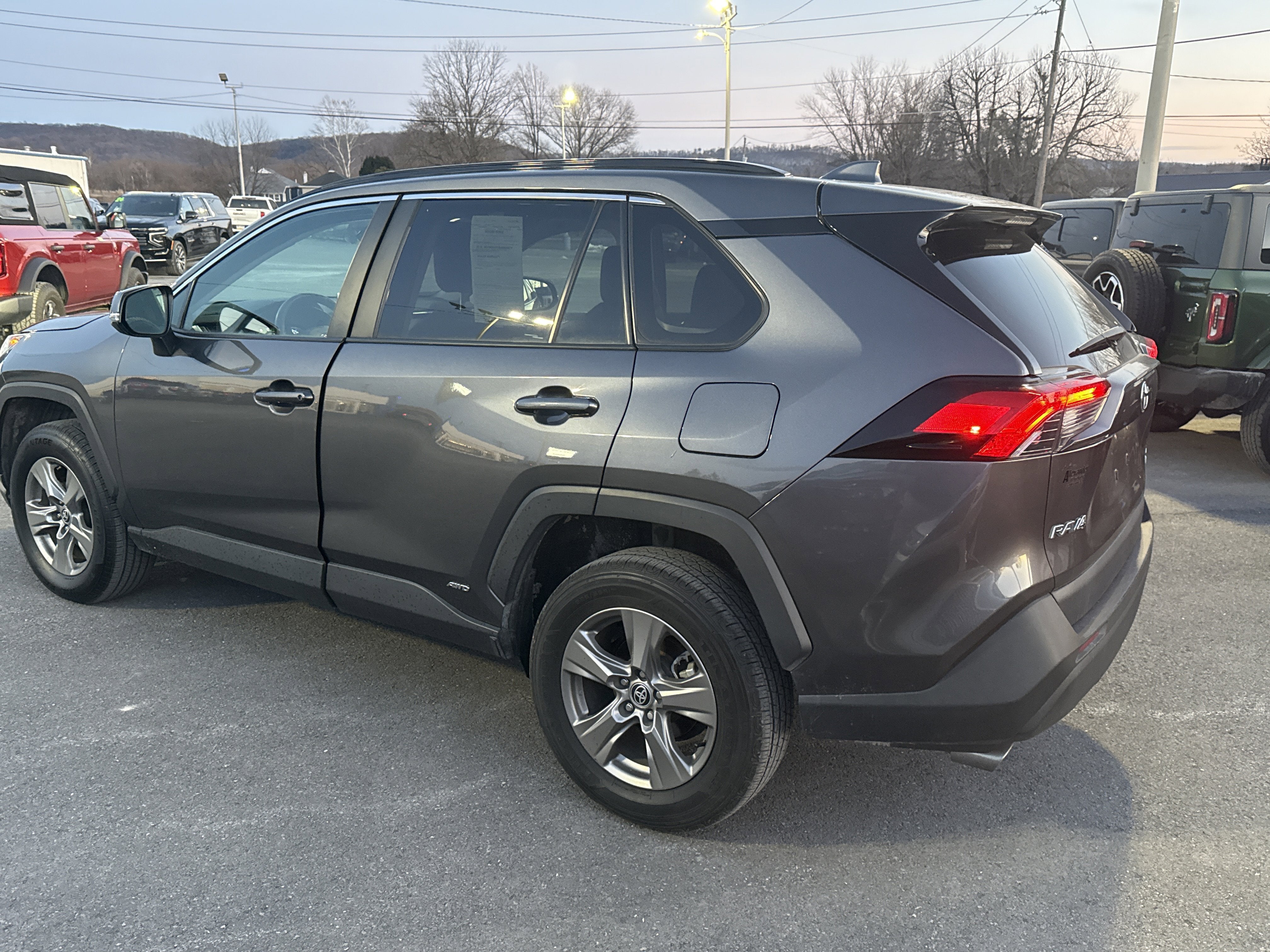 2024 Toyota RAV4 Hybrid XLE