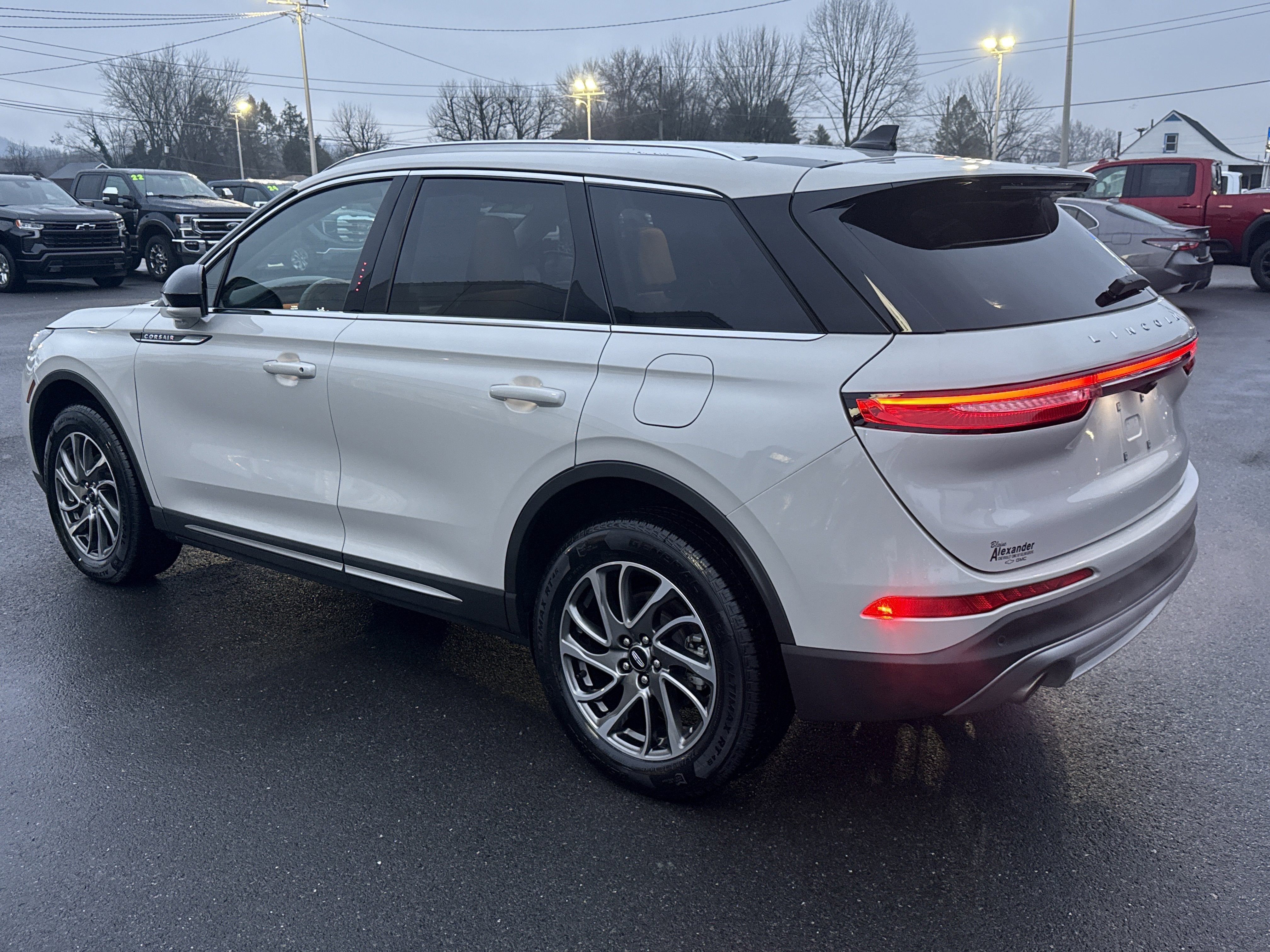 2022 Lincoln Corsair Standard