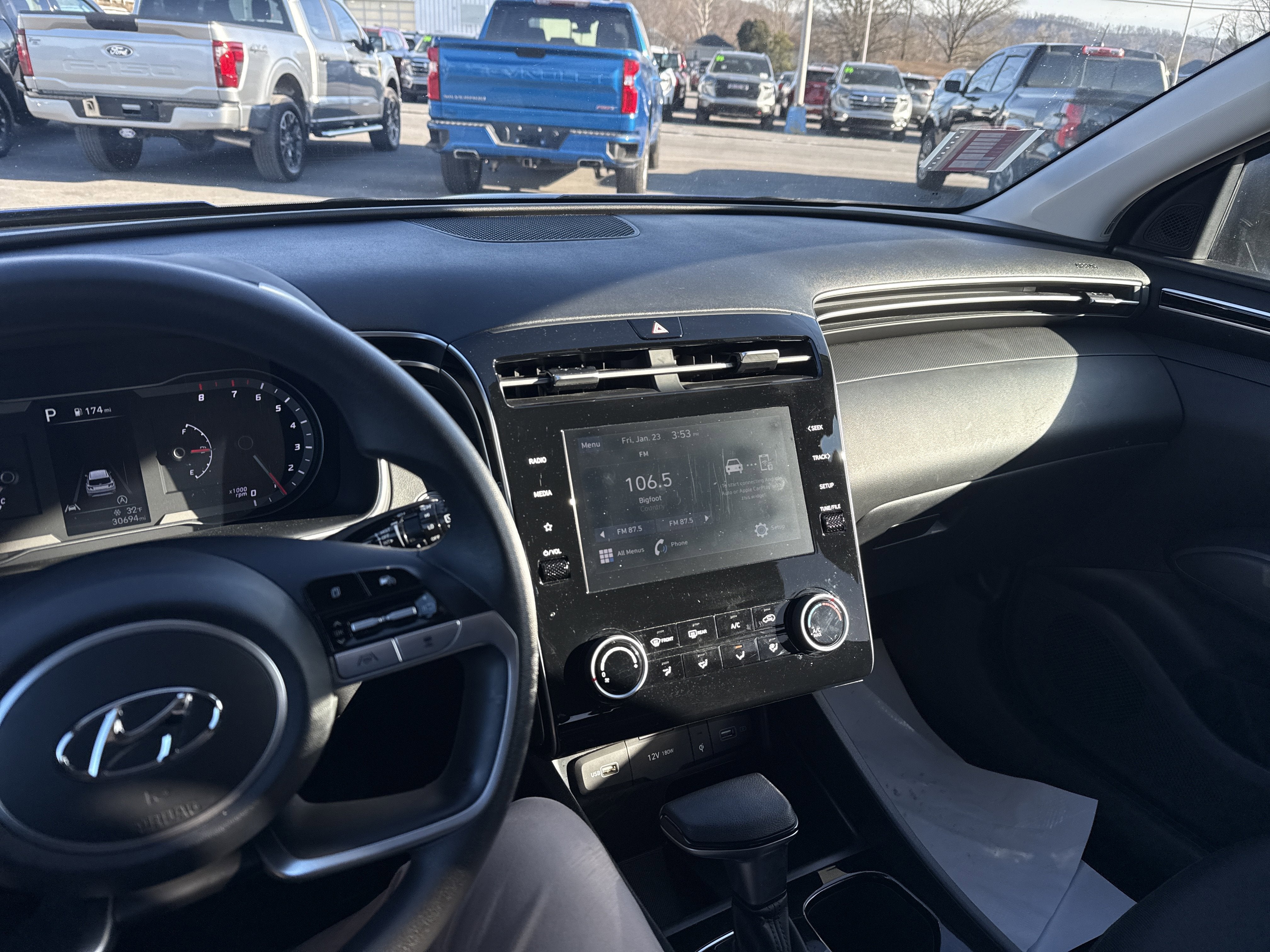 2023 Hyundai TUCSON SEL