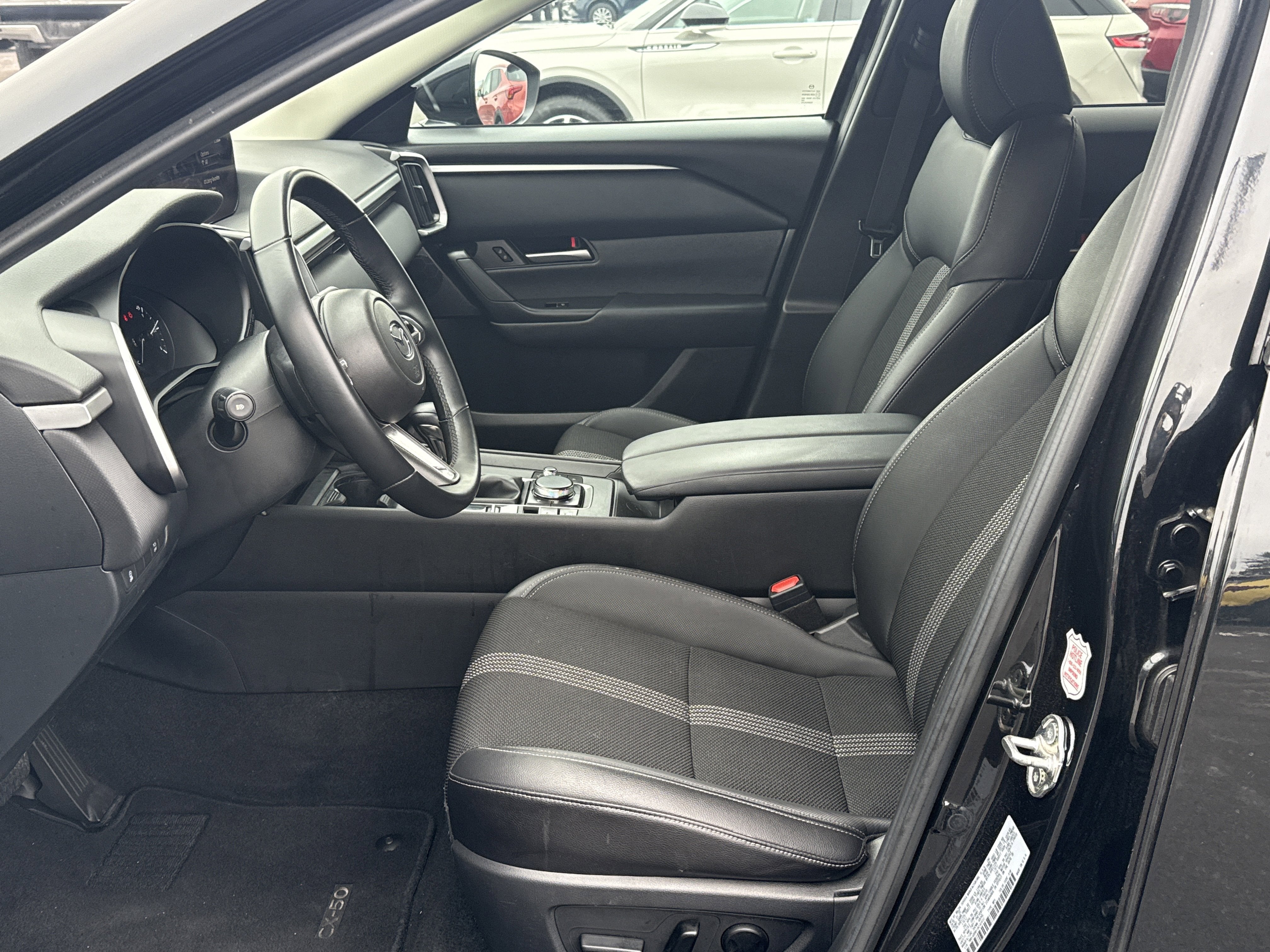 2025 Mazda Mazda CX-50 2.5 S Preferred Package
