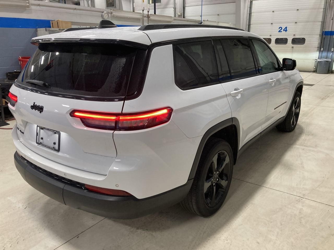 2023 Jeep Grand Cherokee L Altitude