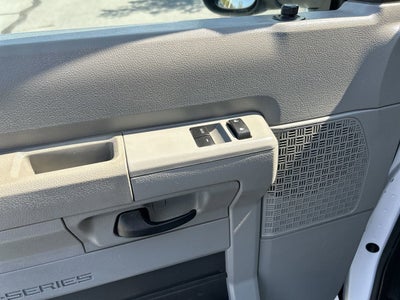 2018 Ford E-Series Cutaway Base