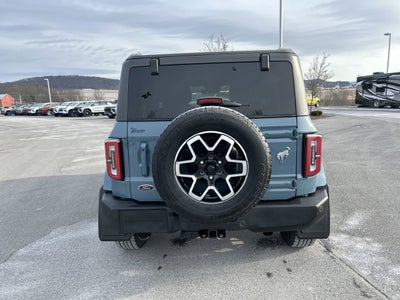 2023 Ford Bronco Base