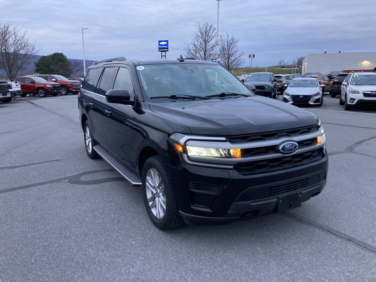 2022 Ford Expedition Max XLT