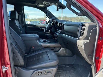 2025 Chevrolet Silverado 3500HD High Country