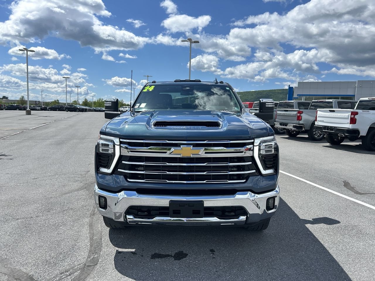 2024 Chevrolet Silverado 3500HD LTZ