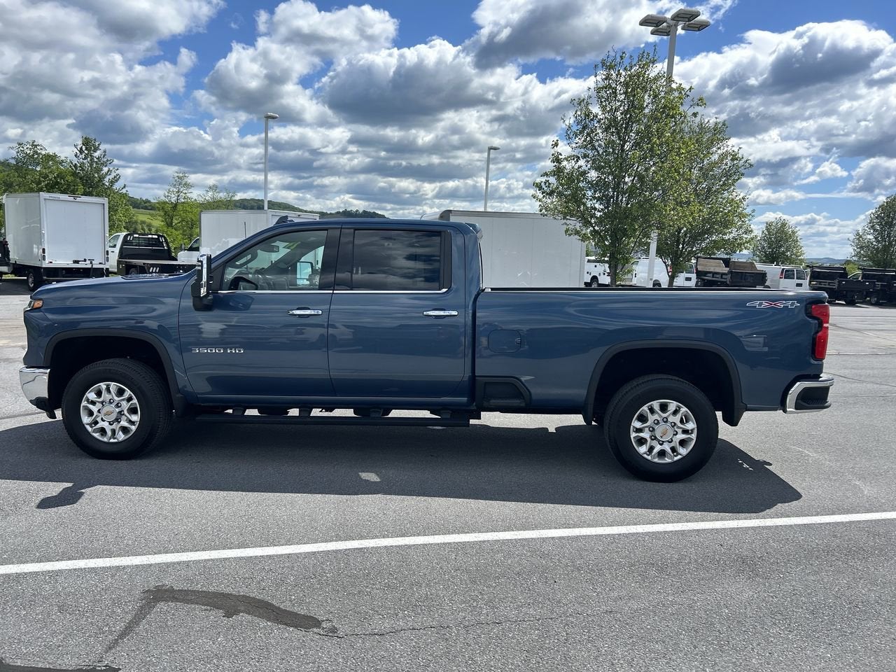 2024 Chevrolet Silverado 3500HD LTZ