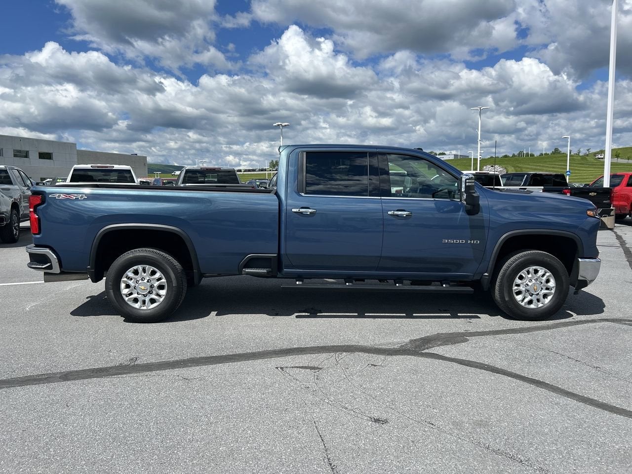 2024 Chevrolet Silverado 3500HD LTZ