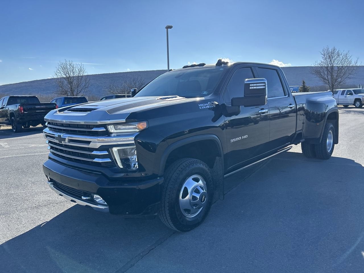 2022 Chevrolet Silverado 3500HD High Country
