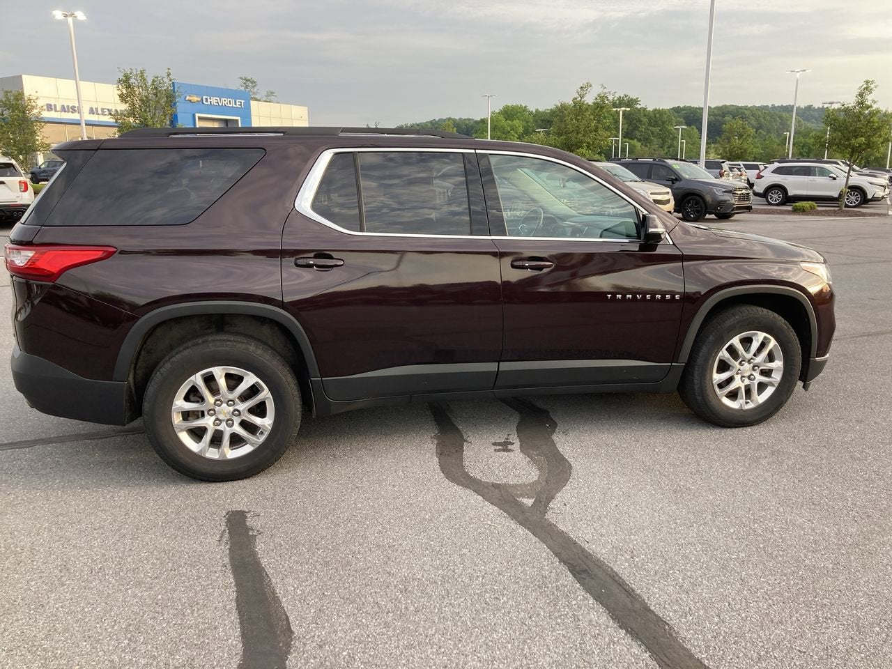2020 Chevrolet Traverse LT Cloth
